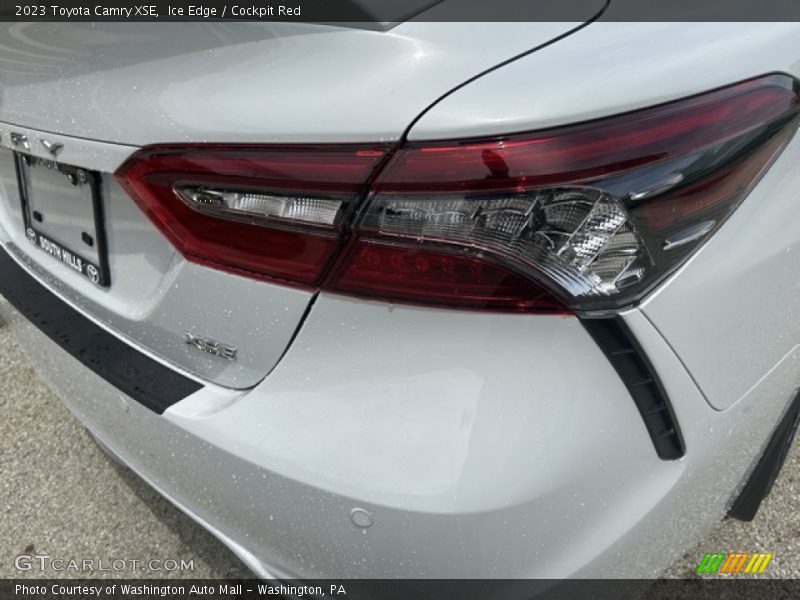 Ice Edge / Cockpit Red 2023 Toyota Camry XSE