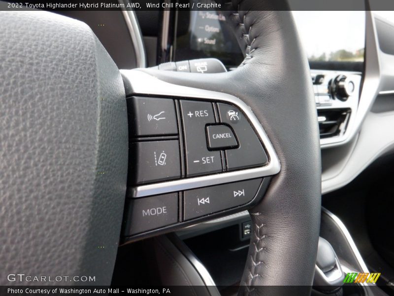  2022 Highlander Hybrid Platinum AWD Steering Wheel