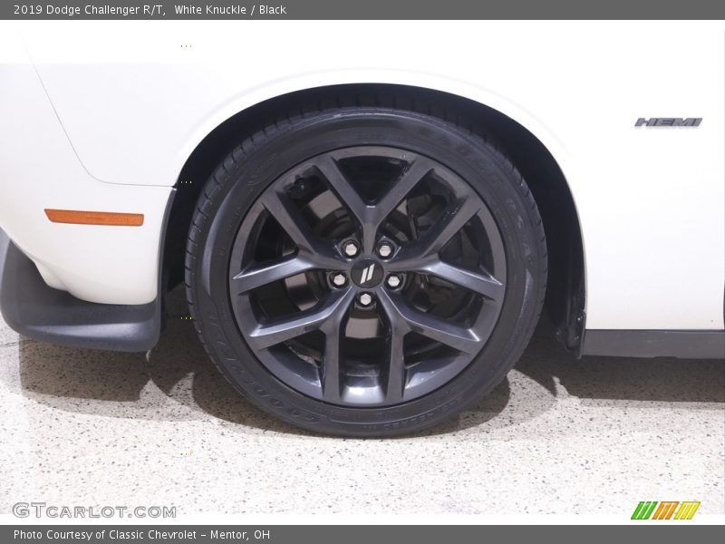 White Knuckle / Black 2019 Dodge Challenger R/T