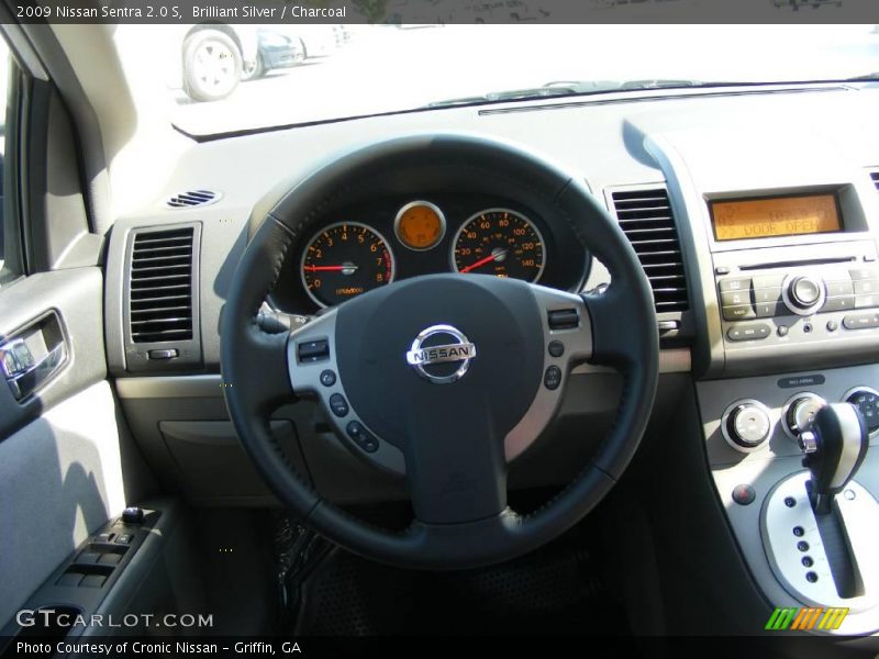 Brilliant Silver / Charcoal 2009 Nissan Sentra 2.0 S