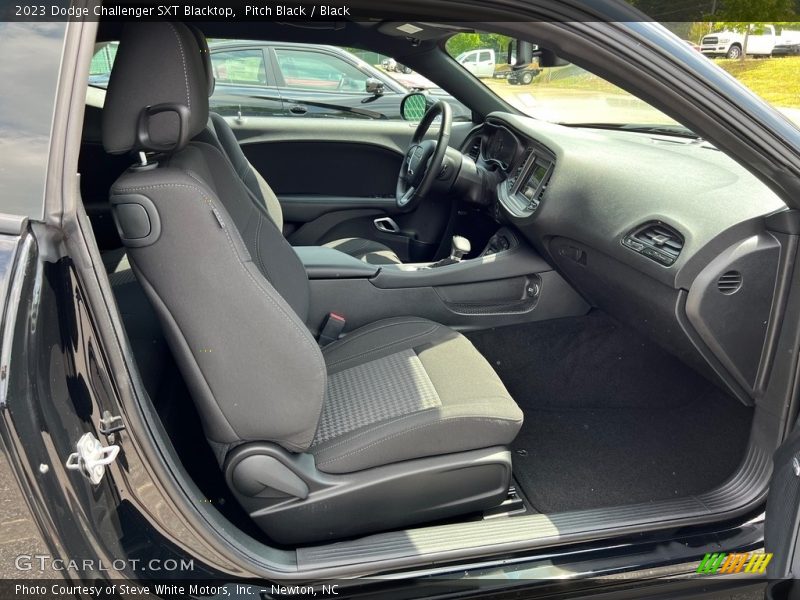 Pitch Black / Black 2023 Dodge Challenger SXT Blacktop