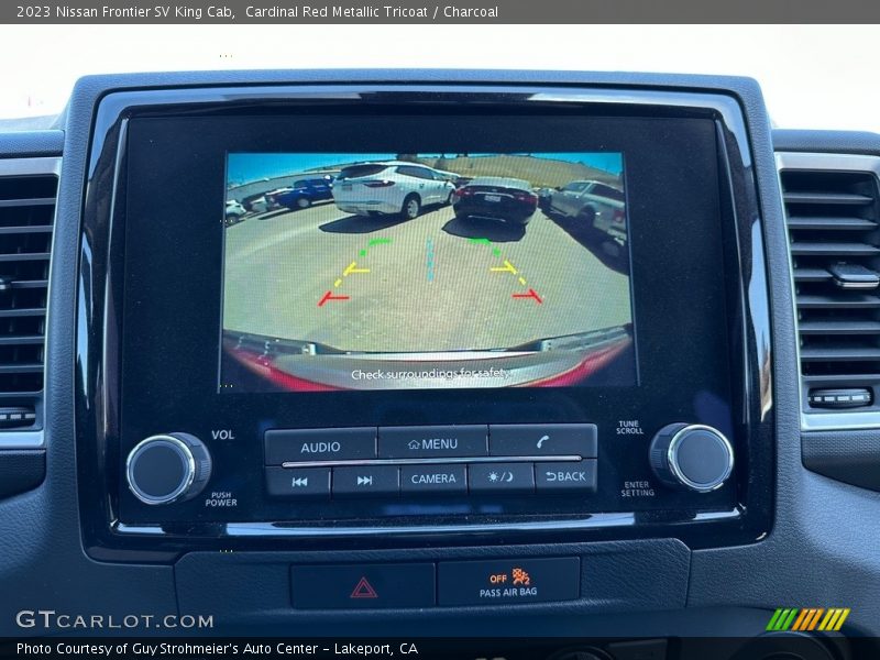 Cardinal Red Metallic Tricoat / Charcoal 2023 Nissan Frontier SV King Cab