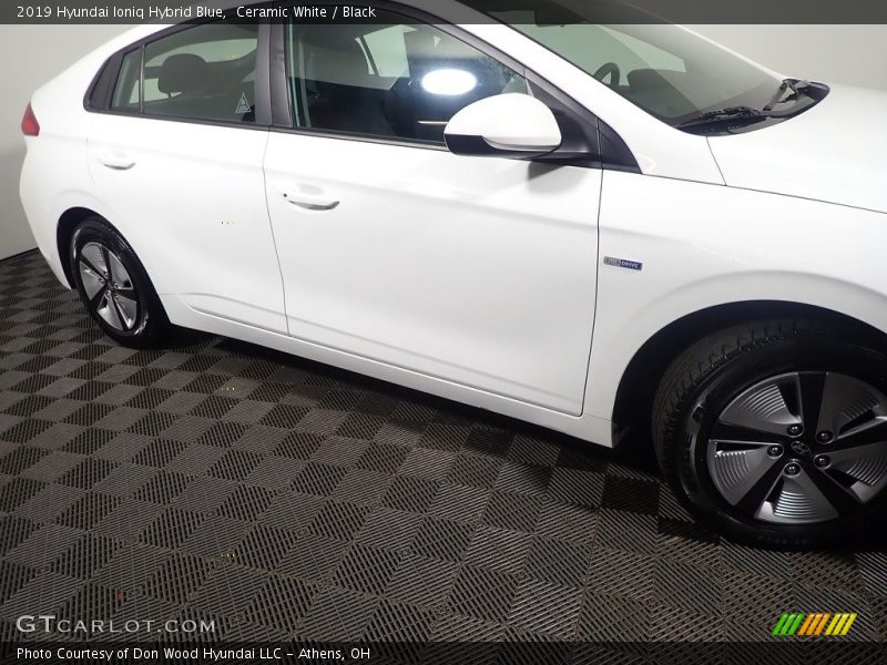 Ceramic White / Black 2019 Hyundai Ioniq Hybrid Blue