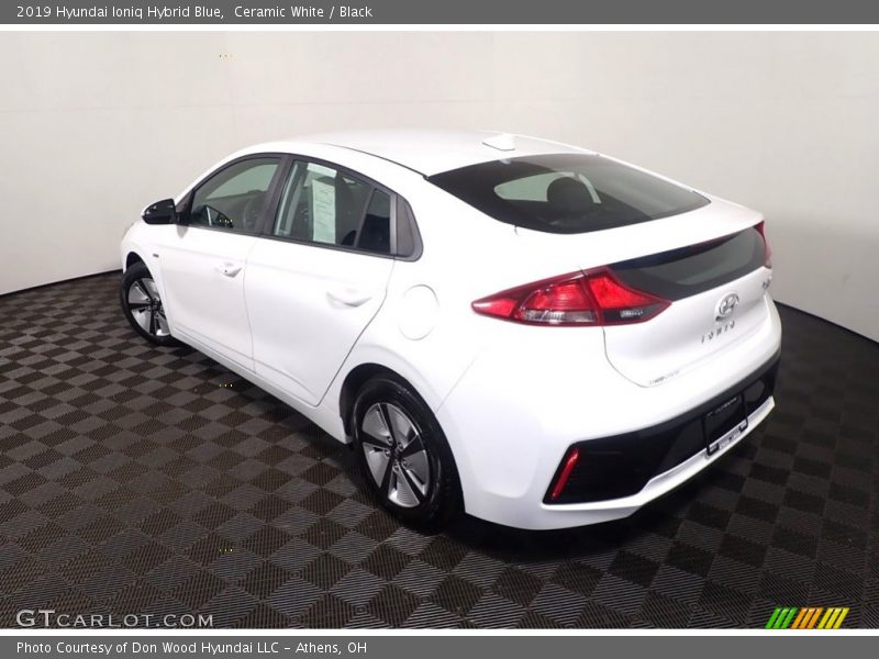Ceramic White / Black 2019 Hyundai Ioniq Hybrid Blue