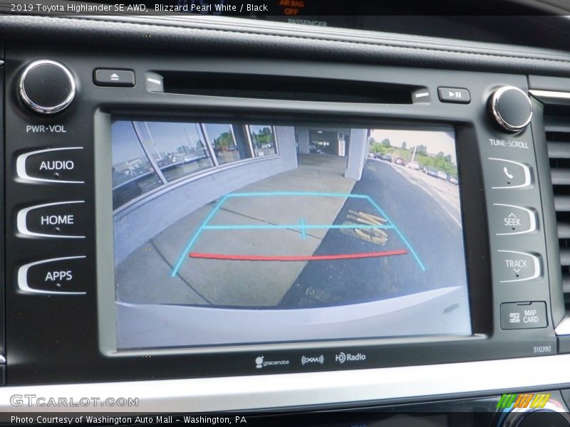 Blizzard Pearl White / Black 2019 Toyota Highlander SE AWD
