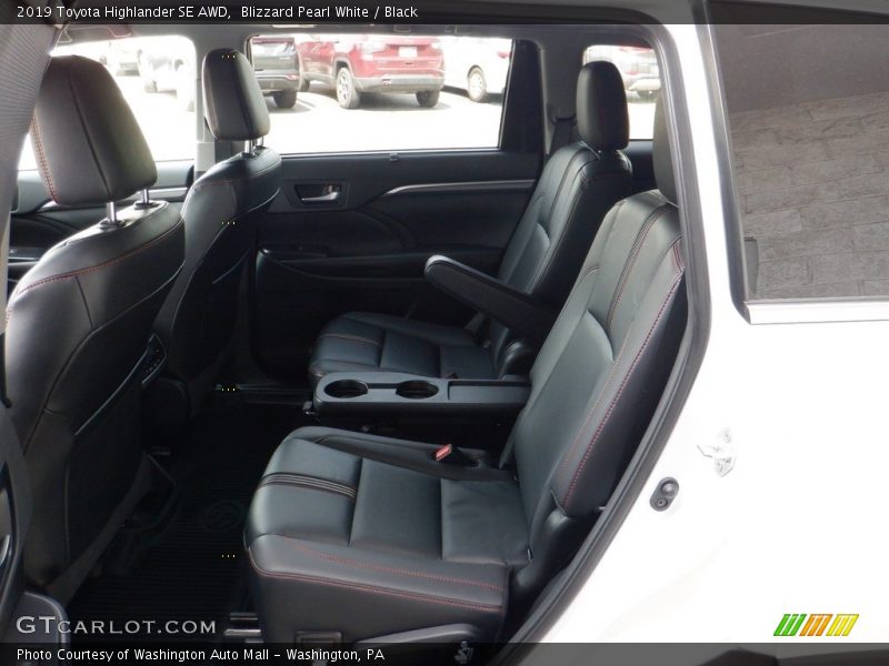 Blizzard Pearl White / Black 2019 Toyota Highlander SE AWD
