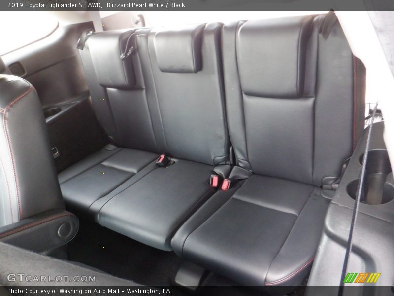 Blizzard Pearl White / Black 2019 Toyota Highlander SE AWD