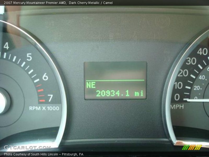 Dark Cherry Metallic / Camel 2007 Mercury Mountaineer Premier AWD
