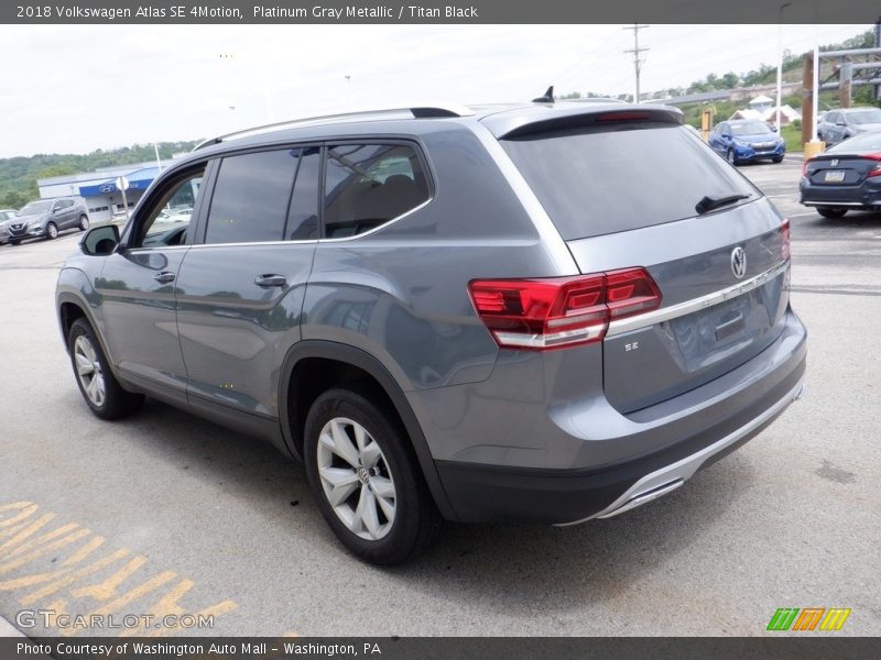 Platinum Gray Metallic / Titan Black 2018 Volkswagen Atlas SE 4Motion
