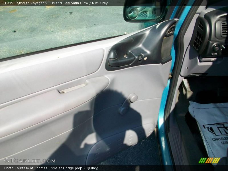 Island Teal Satin Glow / Mist Gray 1999 Plymouth Voyager SE
