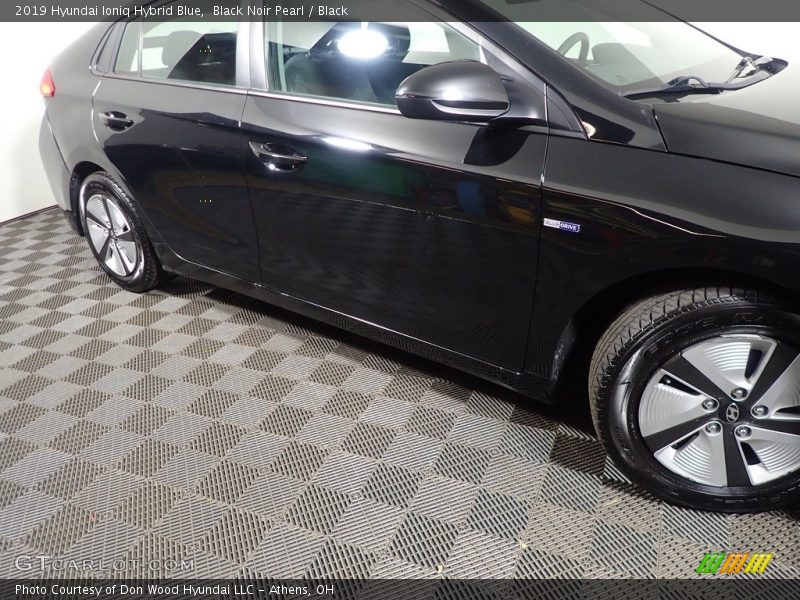 Black Noir Pearl / Black 2019 Hyundai Ioniq Hybrid Blue