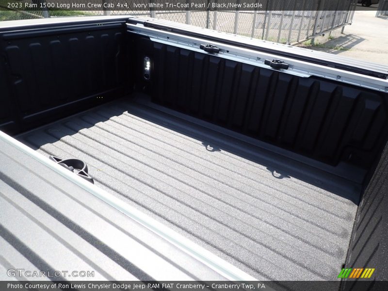 Ivory White Tri-Coat Pearl / Black/New Saddle 2023 Ram 1500 Long Horn Crew Cab 4x4