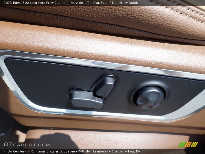 Ivory White Tri-Coat Pearl / Black/New Saddle 2023 Ram 1500 Long Horn Crew Cab 4x4