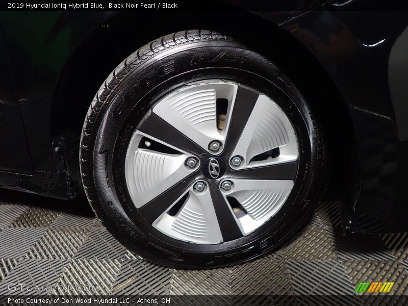 Black Noir Pearl / Black 2019 Hyundai Ioniq Hybrid Blue