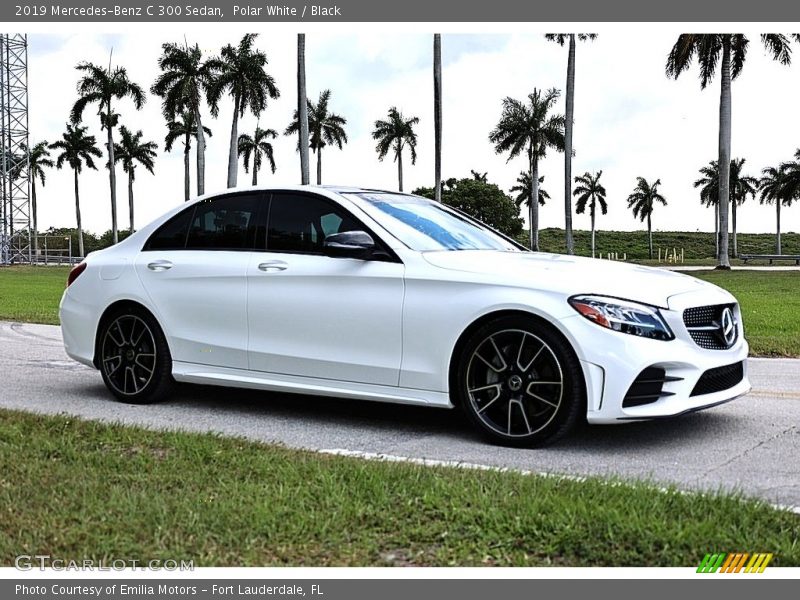 Front 3/4 View of 2019 C 300 Sedan