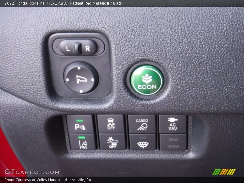 Controls of 2022 Ridgeline RTL-E AWD