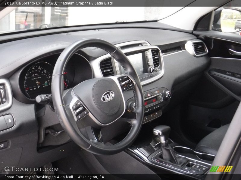 Dashboard of 2019 Sorento EX V6 AWD