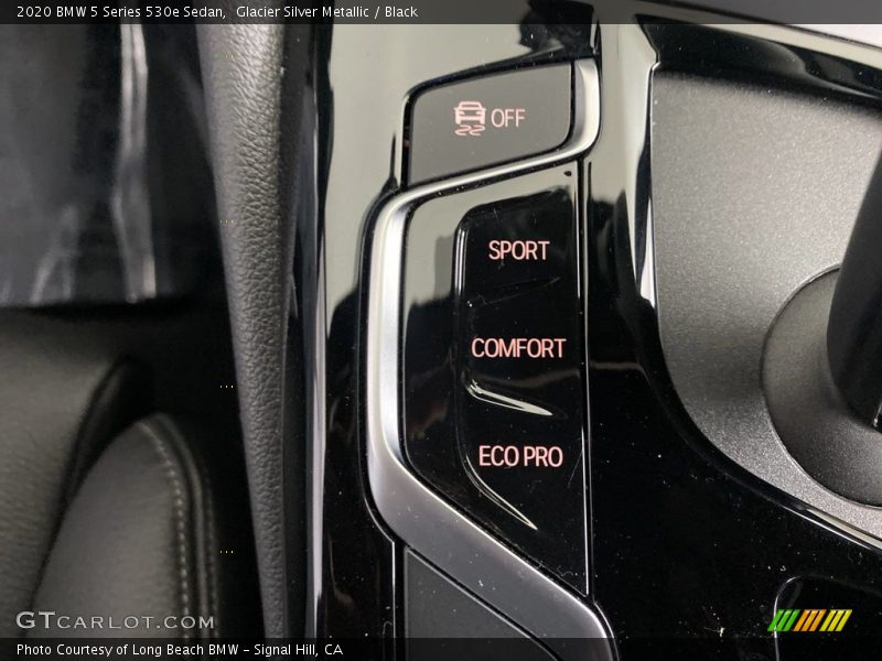 Glacier Silver Metallic / Black 2020 BMW 5 Series 530e Sedan