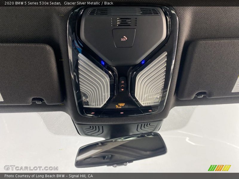 Glacier Silver Metallic / Black 2020 BMW 5 Series 530e Sedan