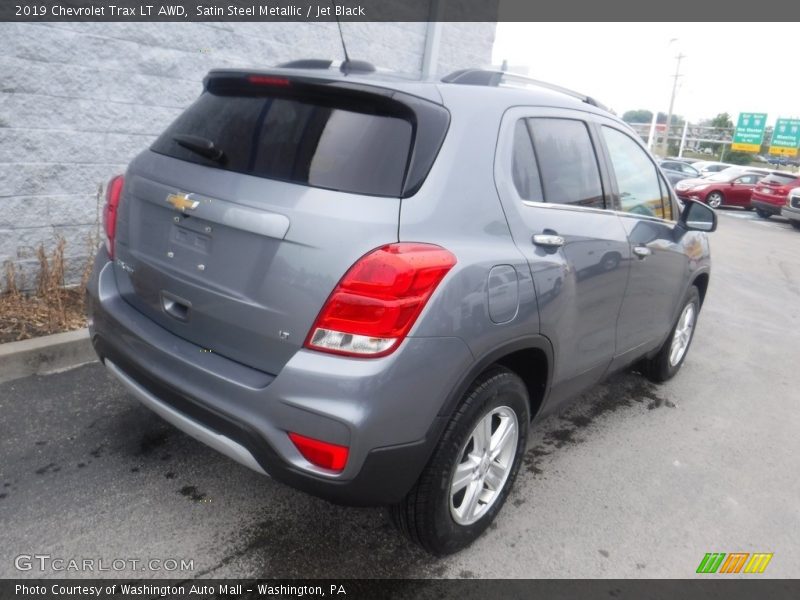Satin Steel Metallic / Jet Black 2019 Chevrolet Trax LT AWD