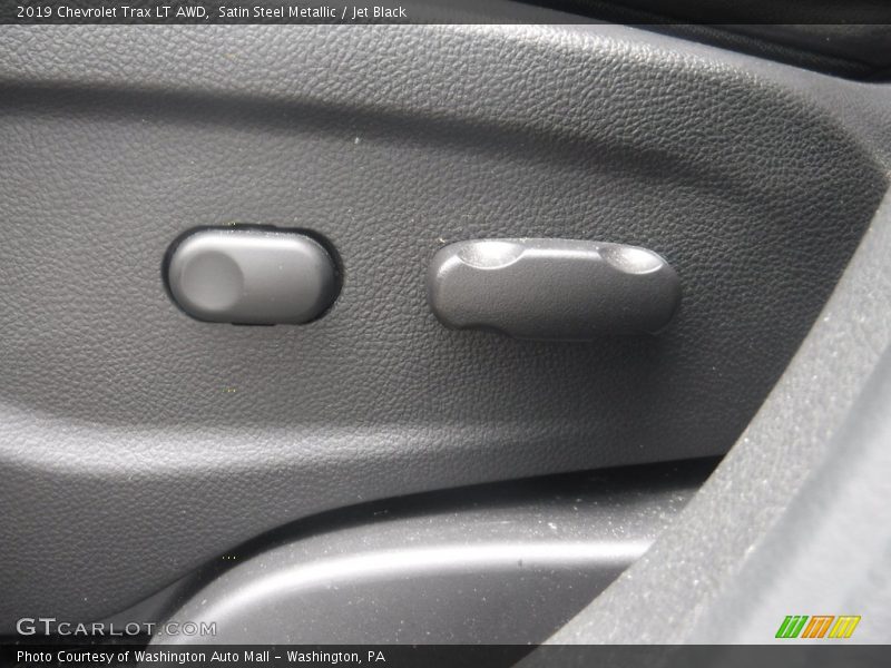 Satin Steel Metallic / Jet Black 2019 Chevrolet Trax LT AWD