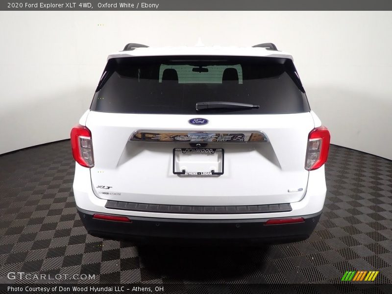 Oxford White / Ebony 2020 Ford Explorer XLT 4WD