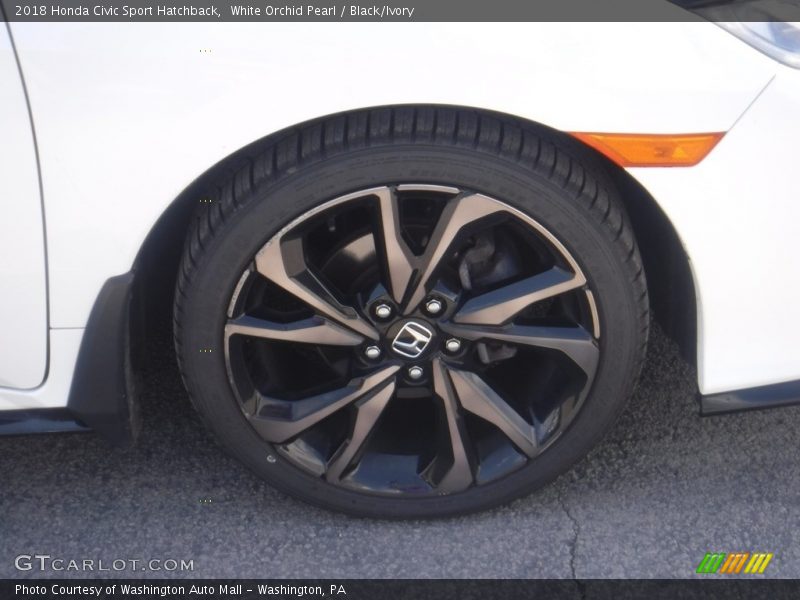 White Orchid Pearl / Black/Ivory 2018 Honda Civic Sport Hatchback