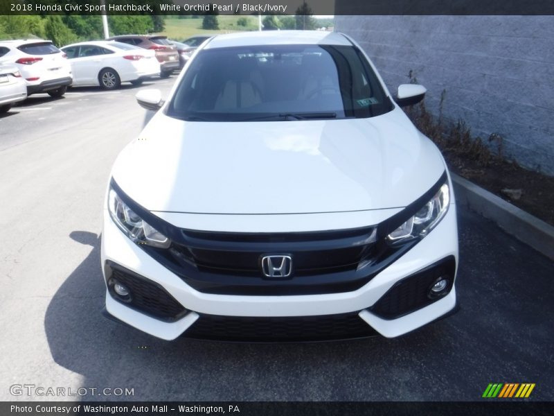 White Orchid Pearl / Black/Ivory 2018 Honda Civic Sport Hatchback