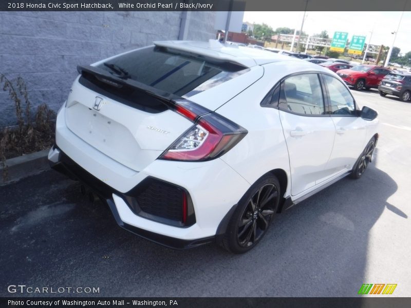 White Orchid Pearl / Black/Ivory 2018 Honda Civic Sport Hatchback