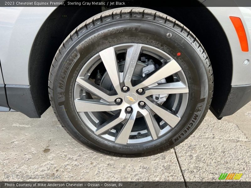 Sterling Gray Metallic / Jet Black 2023 Chevrolet Equinox Premier