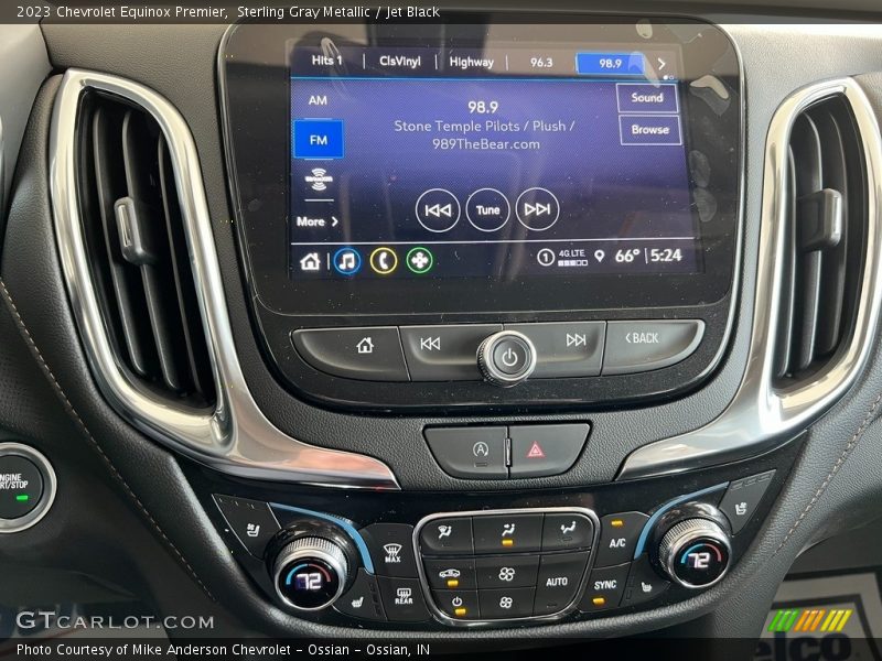 Sterling Gray Metallic / Jet Black 2023 Chevrolet Equinox Premier