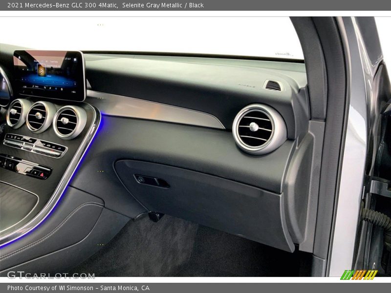 Selenite Gray Metallic / Black 2021 Mercedes-Benz GLC 300 4Matic