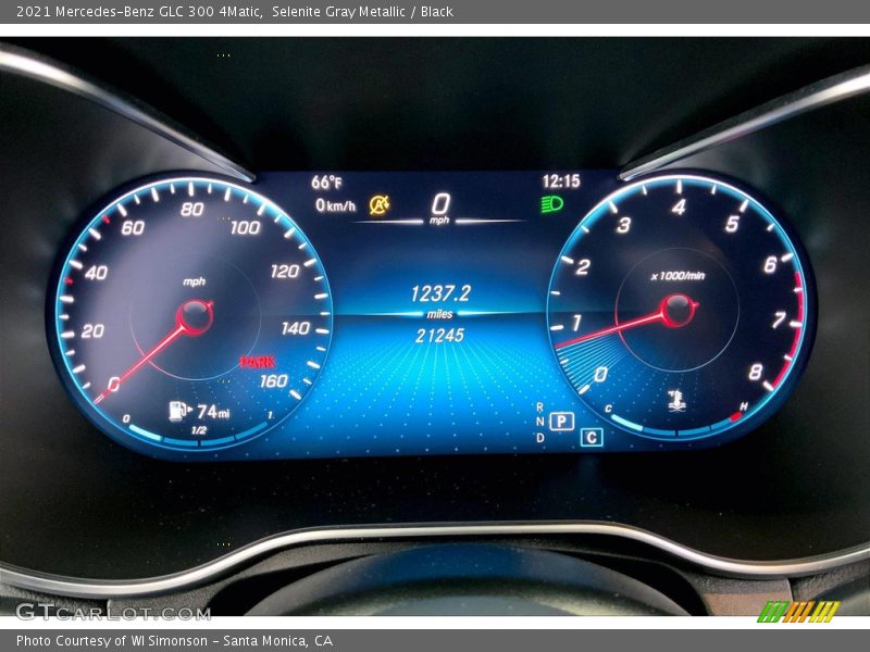 Selenite Gray Metallic / Black 2021 Mercedes-Benz GLC 300 4Matic
