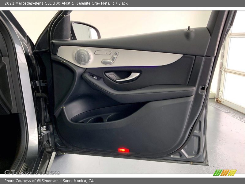 Selenite Gray Metallic / Black 2021 Mercedes-Benz GLC 300 4Matic