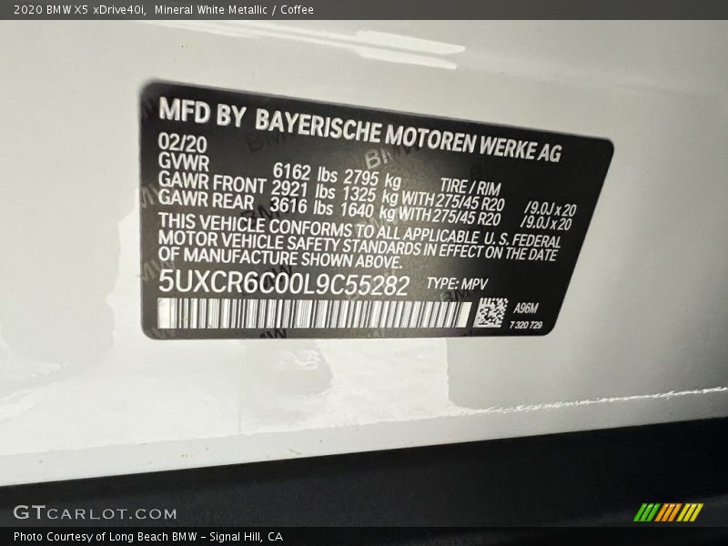 Mineral White Metallic / Coffee 2020 BMW X5 xDrive40i