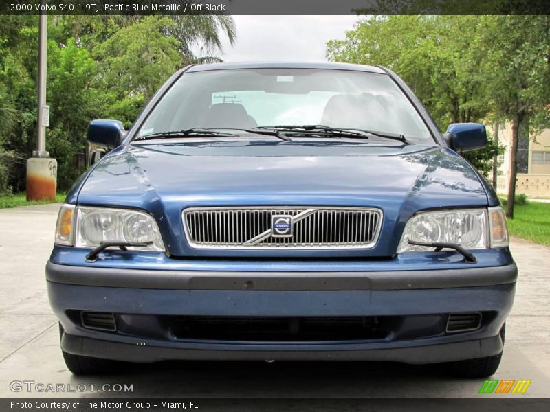 Pacific Blue Metallic / Off Black 2000 Volvo S40 1.9T