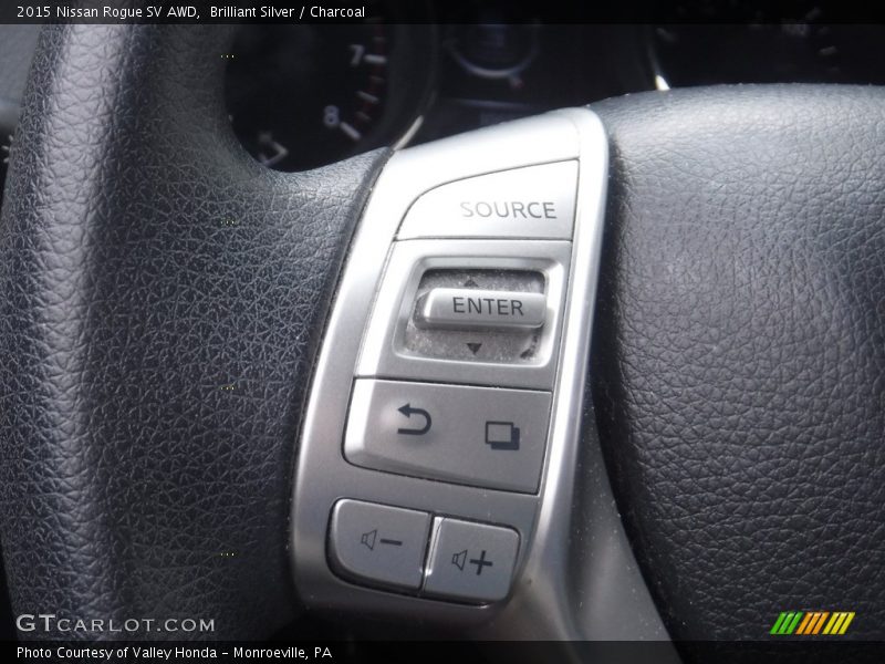 Brilliant Silver / Charcoal 2015 Nissan Rogue SV AWD