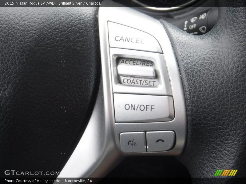 Brilliant Silver / Charcoal 2015 Nissan Rogue SV AWD
