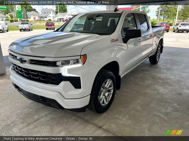 Summit White / Jet Black 2023 Chevrolet Silverado 1500 RST Crew Cab 4x4