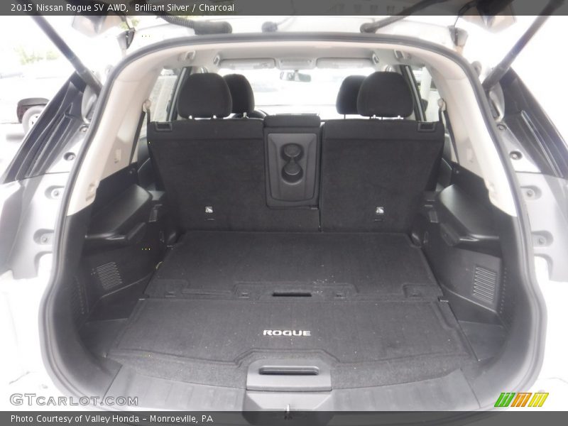 Brilliant Silver / Charcoal 2015 Nissan Rogue SV AWD