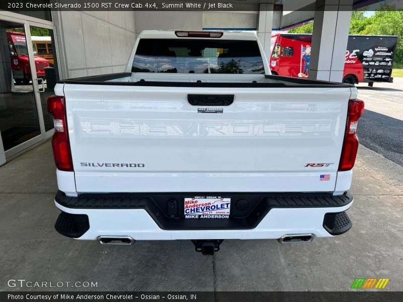Summit White / Jet Black 2023 Chevrolet Silverado 1500 RST Crew Cab 4x4