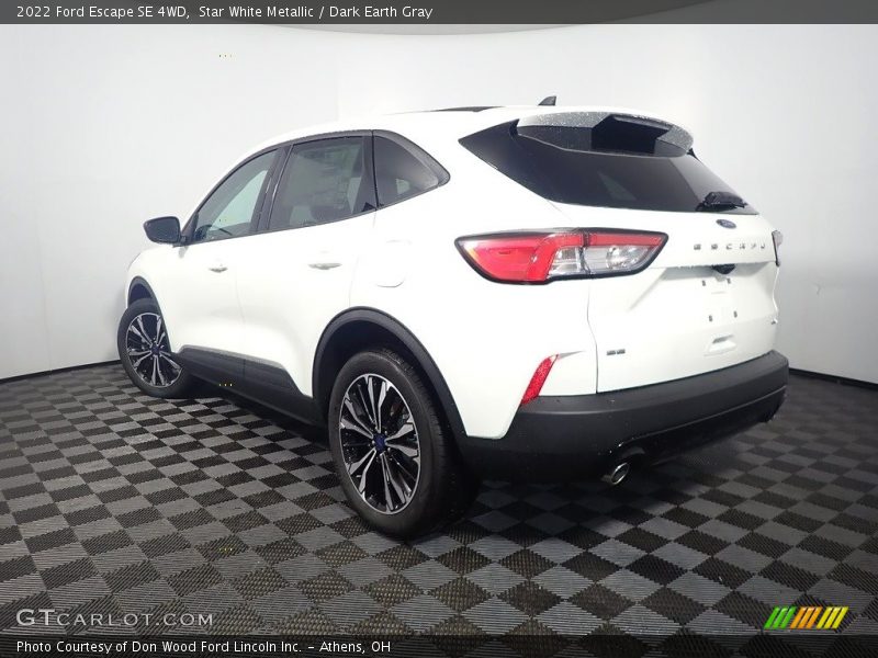 Star White Metallic / Dark Earth Gray 2022 Ford Escape SE 4WD