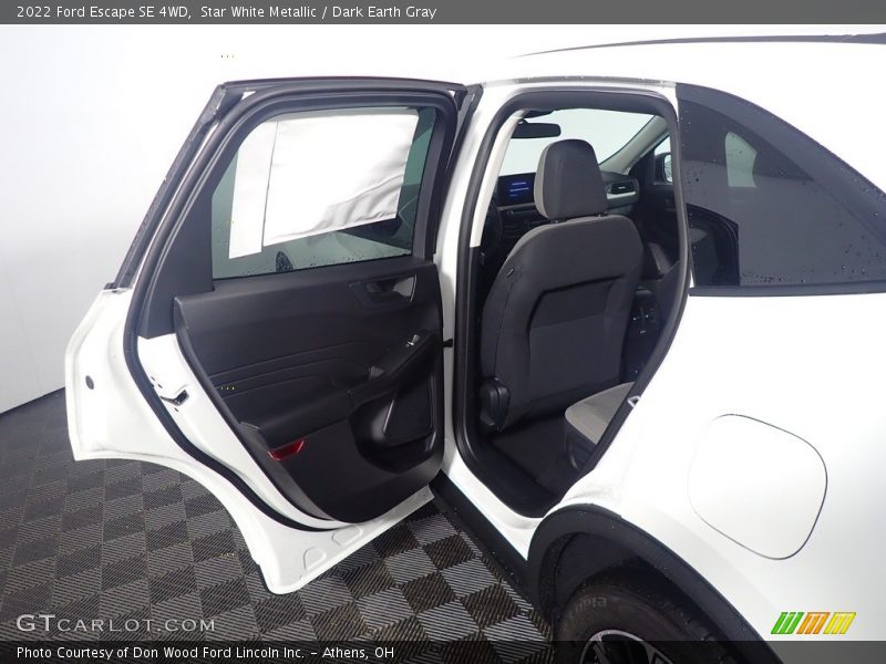 Star White Metallic / Dark Earth Gray 2022 Ford Escape SE 4WD