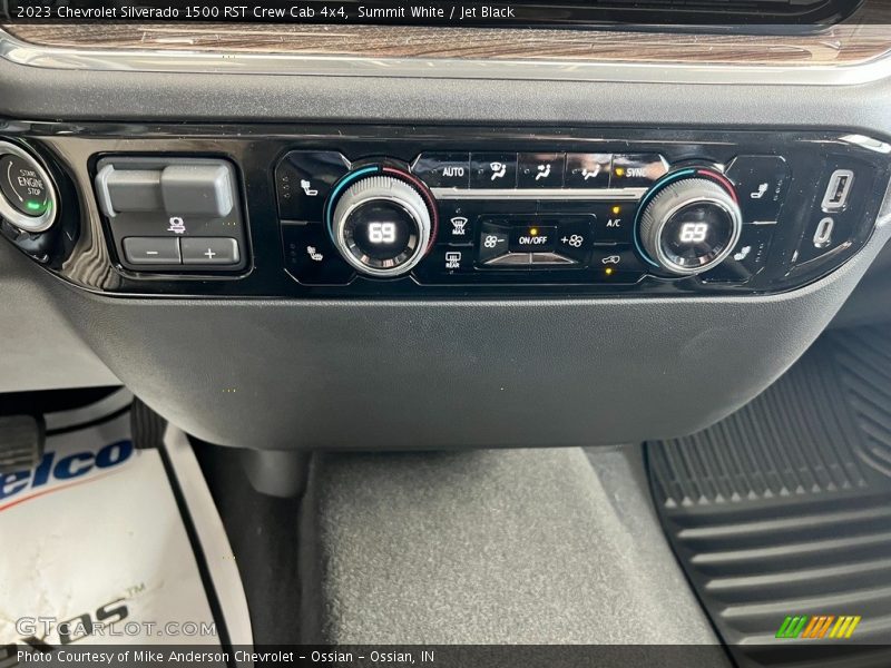 Summit White / Jet Black 2023 Chevrolet Silverado 1500 RST Crew Cab 4x4