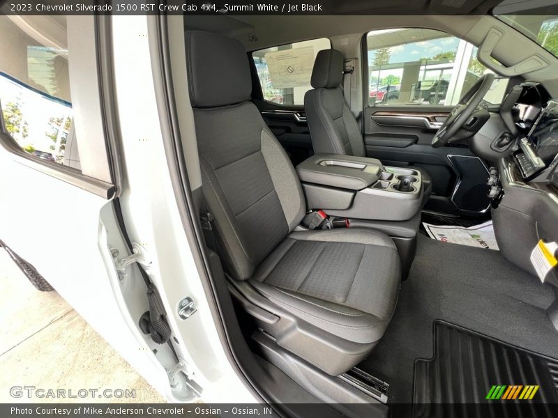 Summit White / Jet Black 2023 Chevrolet Silverado 1500 RST Crew Cab 4x4
