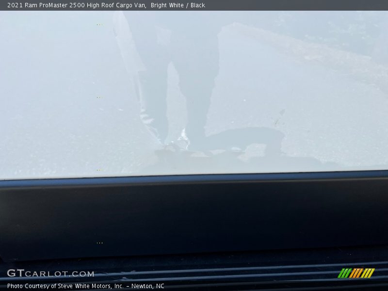 Bright White / Black 2021 Ram ProMaster 2500 High Roof Cargo Van