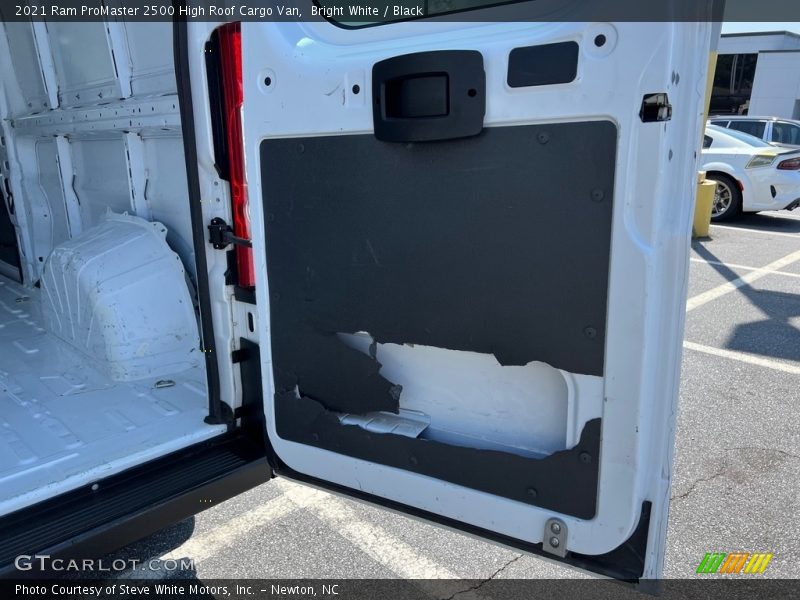 Bright White / Black 2021 Ram ProMaster 2500 High Roof Cargo Van