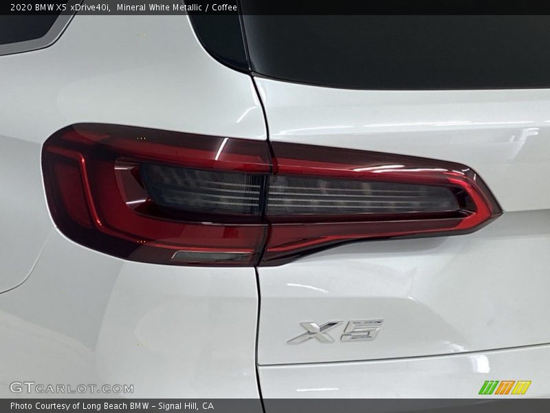 Mineral White Metallic / Coffee 2020 BMW X5 xDrive40i