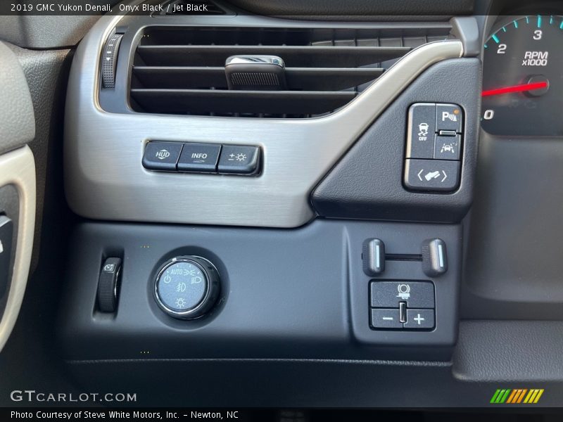 Controls of 2019 Yukon Denali