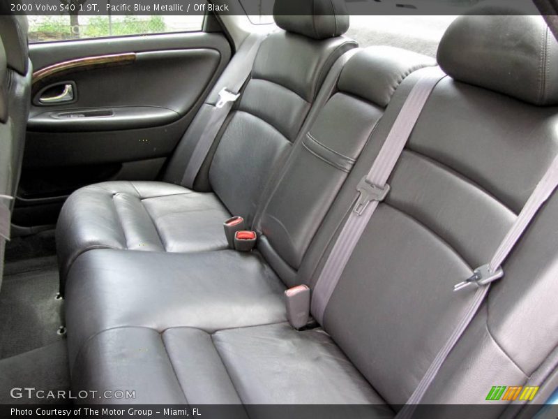 Pacific Blue Metallic / Off Black 2000 Volvo S40 1.9T